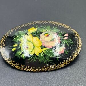 Vintage Russian Signed Lacquer Oval
Brooch Pin‎ Floral Multicolor Hand Painted